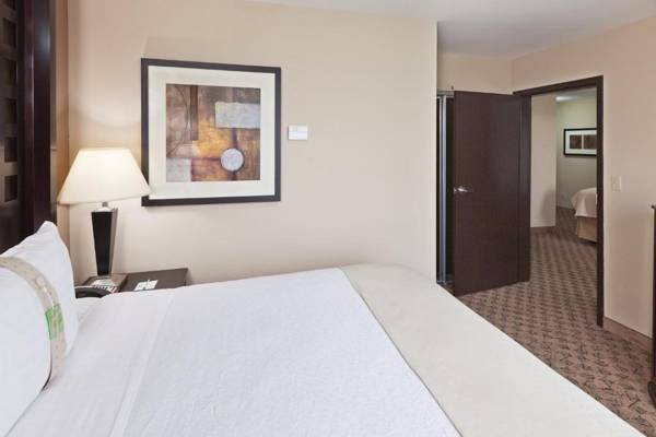 Holiday Inn Hotel & Suites Tulsa South an IHG Hotel