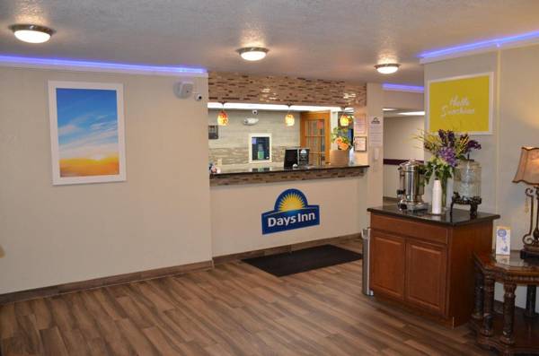 Days Inn by Wyndham Southern Hills/ORU