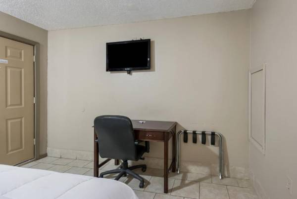 Workspace - Americas Best Value Inn Woodward at 8th St