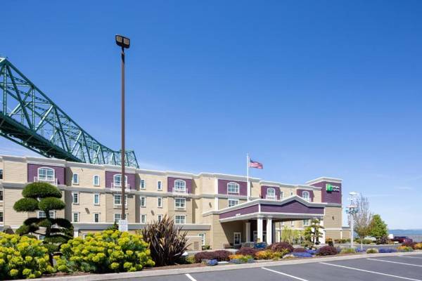 Holiday Inn Express Hotel & Suites Astoria an IHG Hotel