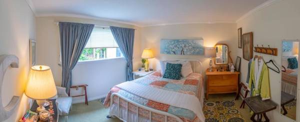 Clementine's Bed & Breakfast