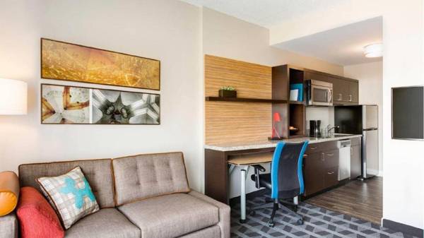 Workspace - TownePlace Suites by Marriott Portland Beaverton