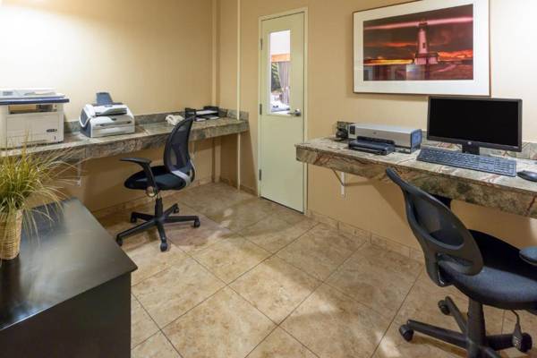 Workspace - Holiday Inn Express Grants Pass an IHG Hotel