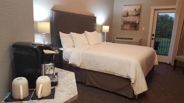 Resort at Eagle Point Golf Club Lodging