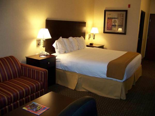 Holiday Inn Express Hotel & Suites Portland - Jantzen Beach an IHG Hotel