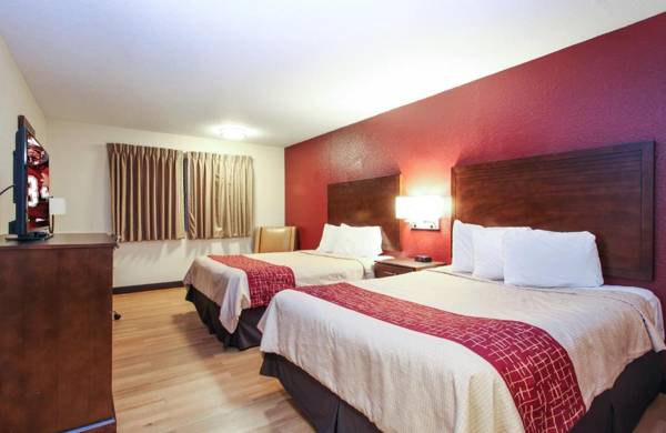 Evergreen Inn & Suites Portland