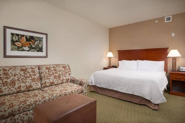 Hampton Inn and Suites Salem