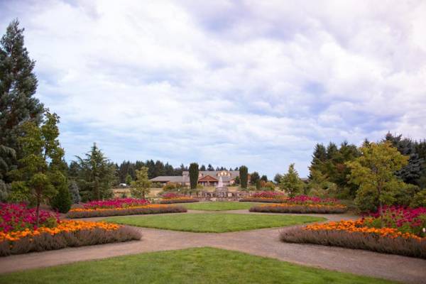 Oregon Garden Resort