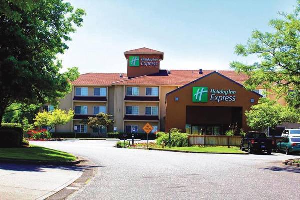 Holiday Inn Express Portland East - Columbia Gorge an IHG Hotel