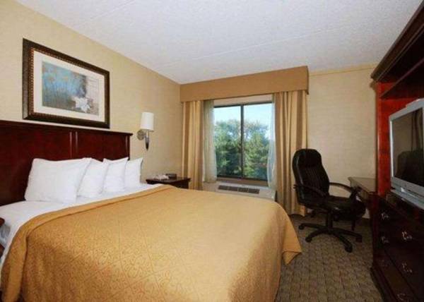 Workspace - Quality Inn & Suites Bensalem