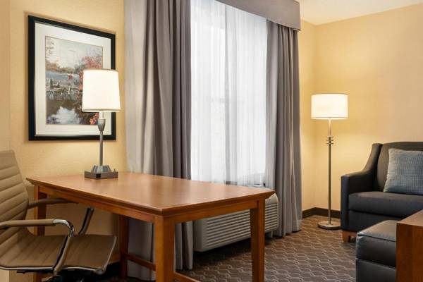 Workspace - Homewood Suites by Hilton Allentown-Bethlehem Airport