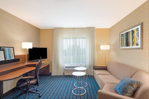 Workspace - Fairfield Inn & Suites by Marriott Bloomsburg