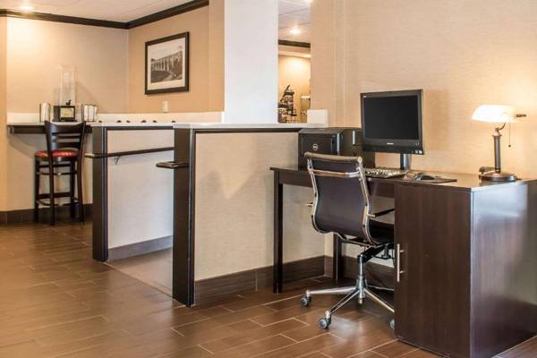 Workspace - Comfort Inn