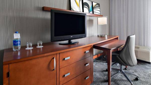 Workspace - Courtyard by Marriott Pittsburgh Airport