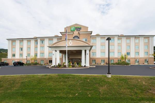 Holiday Inn Express and Suites Dickson City an IHG Hotel
