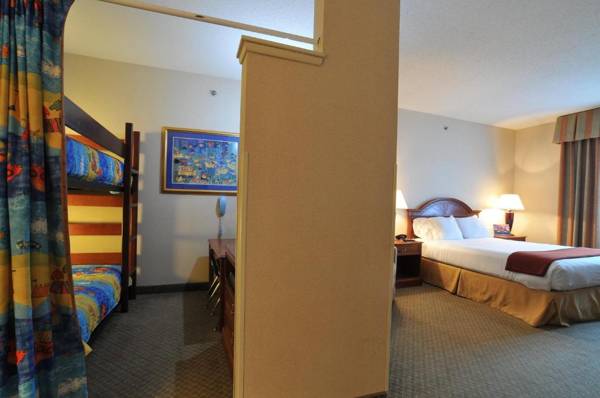 Holiday Inn Express Hotel & Suites Erie-Summit Township an IHG Hotel