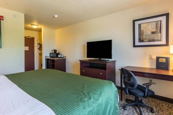 Workspace - Cobblestone Hotel & Suites - Erie