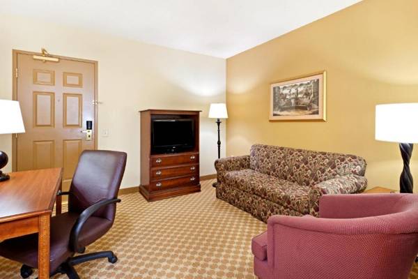 Workspace - Country Inn & Suites by Radisson Harrisburg Northeast (Hershey) PA