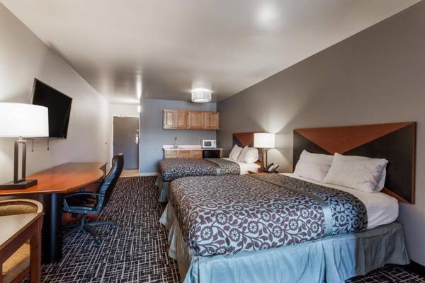 Days Inn & Suites by Wyndham Lancaster Amish Country