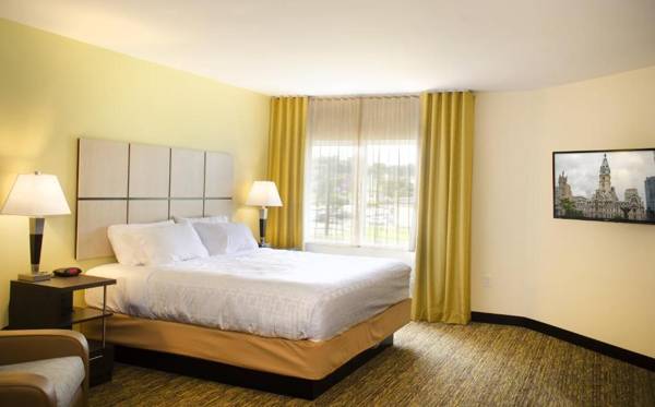 Candlewood Suites - Lancaster West an IHG Hotel