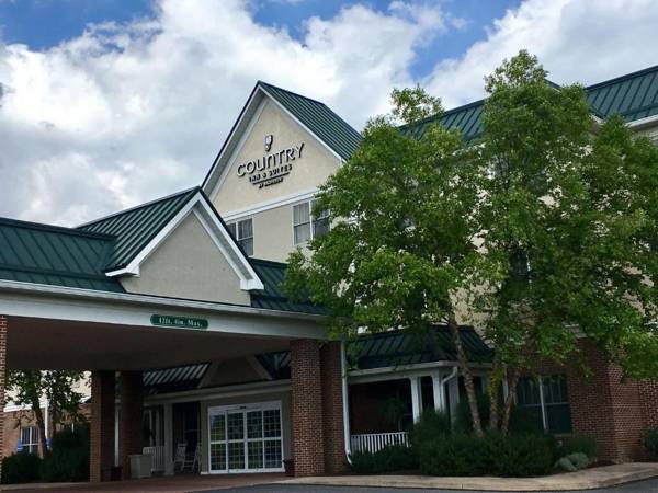 Country Inn & Suites by Radisson Lewisburg PA