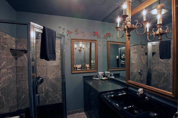 Twin Pine Manor