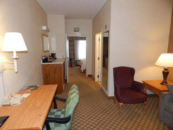 Workspace - Lancaster Inn & Suites