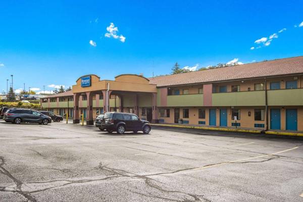 Rodeway Inn & Suites Monroeville-Pittsburgh