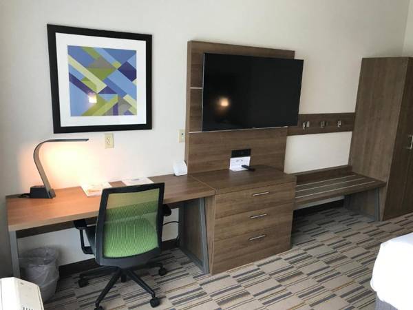 Workspace - Holiday Inn Express & Suites - Pittsburgh - Monroeville an IHG Hotel