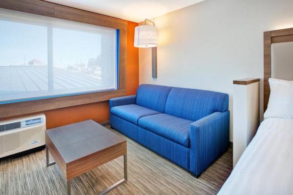 Holiday Inn Express & Suites New Castle an IHG Hotel