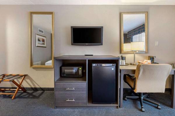 Workspace - Clarion Hotel and Conference Center Harrisburg West