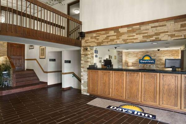 Days Inn by Wyndham New Stanton PA