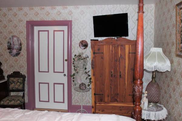 Carriage Stop Bed & Breakfast