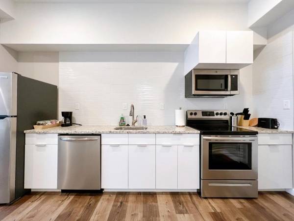 Stay at Luna on Ridge Ave