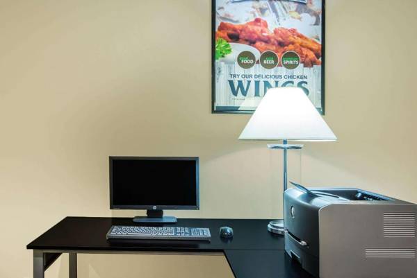 Wyndham Garden Inn Pittsburgh Airport