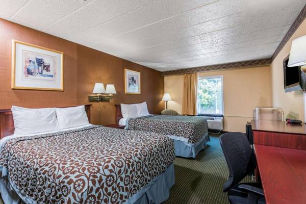 Workspace - Days Inn by Wyndham Pittsburgh