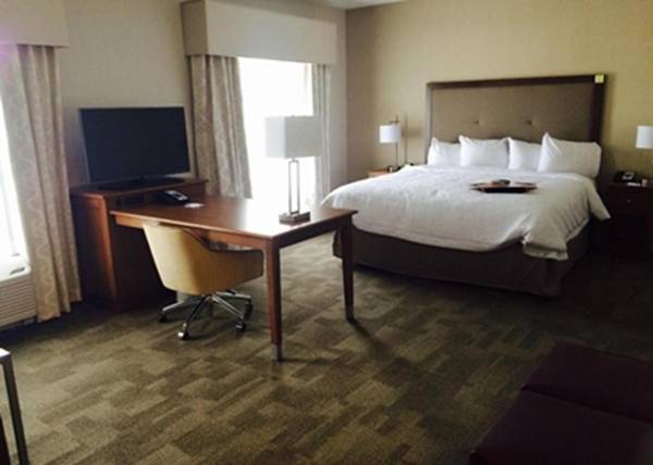 Hampton Inn & Suites - Pittsburgh/Harmarville PA