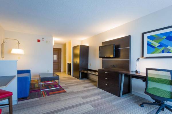 Workspace - Holiday Inn Express Hotel & Suites Reading an IHG Hotel