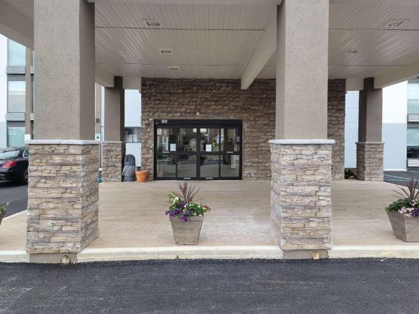 Comfort Inn & Suites Wyomissing - Reading