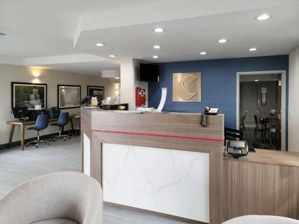 Comfort Inn & Suites Wyomissing - Reading