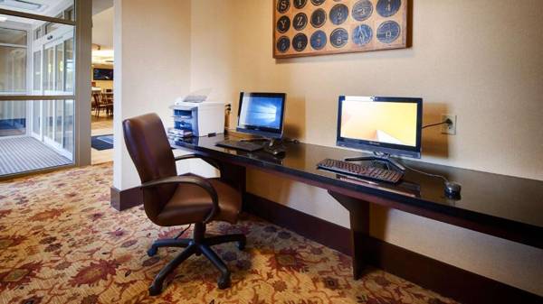 Workspace - Best Western PLUS University Park Inn & Suites