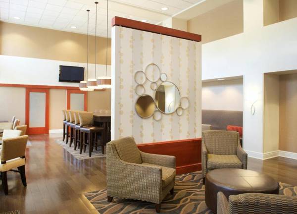 Hampton Inn & Suites Pittsburgh-Meadow Lands