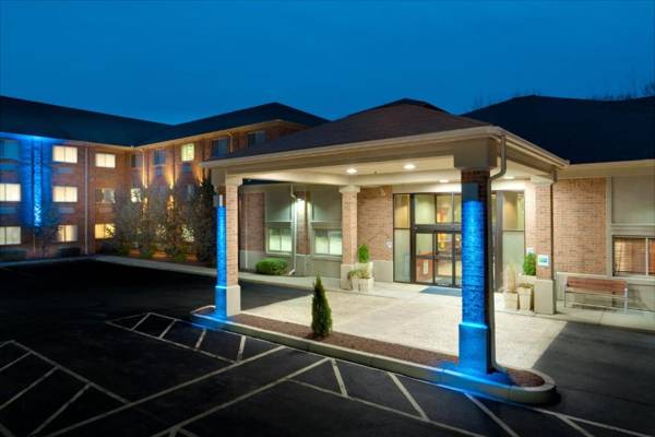 Holiday Inn Express & Suites Smithfield - Providence an IHG Hotel