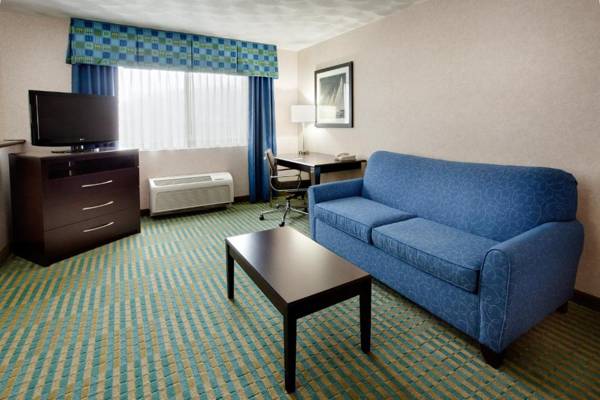 Holiday Inn Express & Suites Smithfield - Providence an IHG Hotel