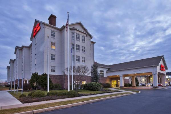 Hampton Inn & Suites Providence-Warwick Airport