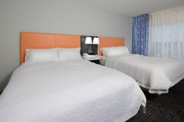 Hampton Inn & Suites Clinton