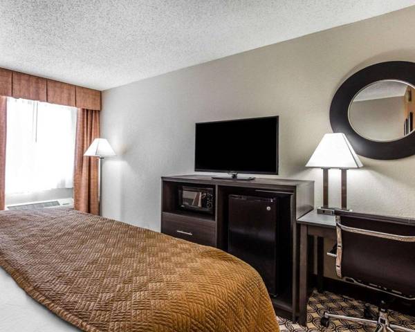 Workspace - Quality Inn & Suites Columbia