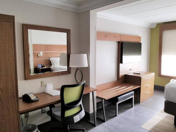 Workspace - Holiday Inn Express Columbia - Two Notch an IHG Hotel