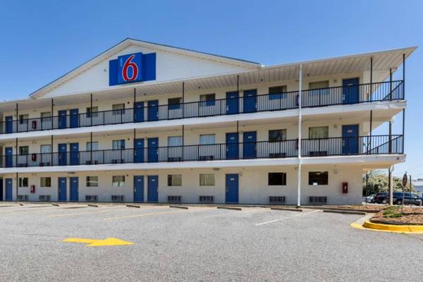 Motel 6-Greenville SC