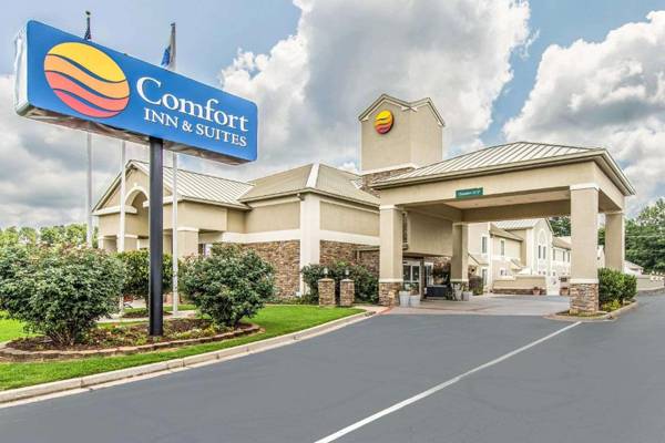 Comfort Inn & Suites Greenwood near University